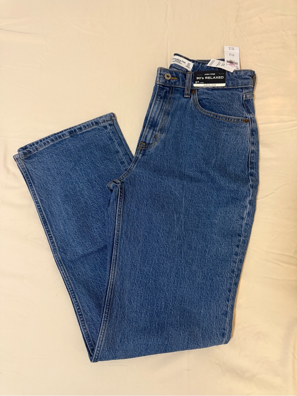 Abercrombie Curve Love 90's Relaxed Fit high rise women’s Jeans - Picture 12 of 14